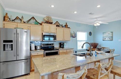 Port Bolivar House | Coastal Cajun Getaway On The Beach! home
