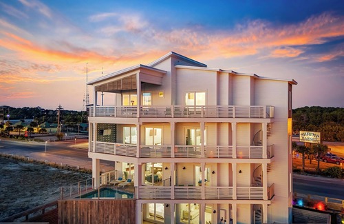 Panama City Beach House | Coastal Calm/Panama City Beachfront Balcony