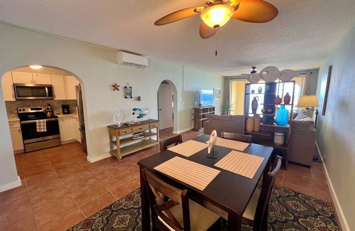 La Grande Princesse Condo | Coastal Casual