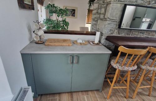 Doolin House | Coastal Charm Cottage