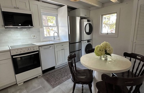 Southern Coast Cottage | Coastal Charm 2 Bedroom Beach Cottage ~Just Steps to the Beach in Kinney Shores~