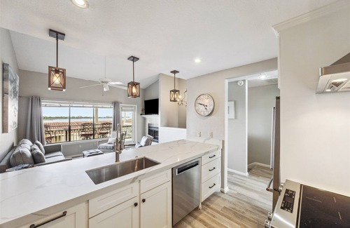 Galveston House | Coastal Charm -Renovated Townhome Steps from the Marina & Galveston Country Club