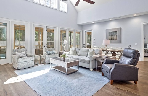 Palmetto Dunes House | Coastal chic home in Palmetto Dunes located minutes from the ocean
