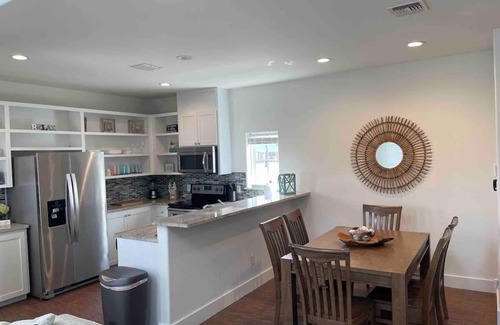 Port Aransas Villa | Coastal Chic Villa #5 - Comfortable King Beds