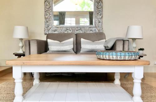 Kinsale House | Coastal Chic waterfront studio