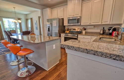 Lewes House | Coastal Club * 3BR Luxury Townhouse End Unit 31415 w 2.5 Baths, Sleeps 8