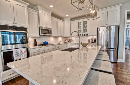 Lewes House | Coastal Club * 5BR Twin Vacation Home w 2.5 Bath * Sleeps 12