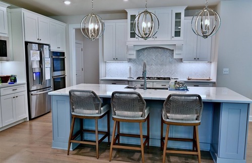 Lewes House | Coastal Club* 6BR Luxury House w 5 Full Bathrooms (Sleeps 12 Adults or 14 total)