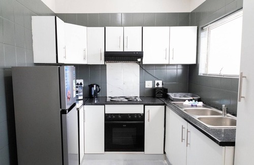 Margate Apartment | Coastal Comfor | Balcony | Pool | Sea Views
