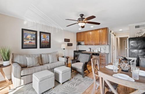 Folly Field Apartment | Coastal Comfort Escape - Beach & Tennis Resort & Beach Access