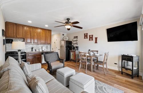 Folly Field Apartment | Coastal Comfort Escape - Beach & Tennis Resort & Beach Access