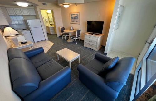 Ortona Park Condo | Coastal Comfort Beachfront On the Ocean Condo
