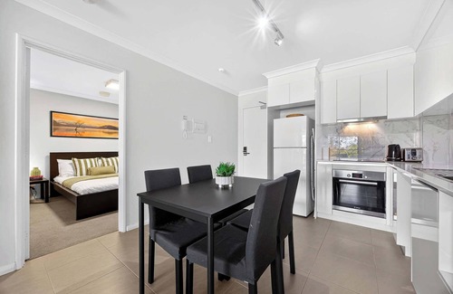 Rockingham Apartment | Coastal Comfort in Rockingham 2BR Apartment with Parking & Balcony
