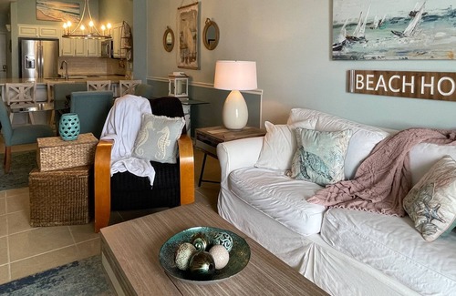 Ono Island Condo | Coastal condo on the sand with ocean views, balcony, pool & hot tub