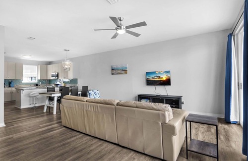 Navarre Beach House | 🌊 Coastal Cottage | Navarre Waterfront Home w/Dock + Balcony