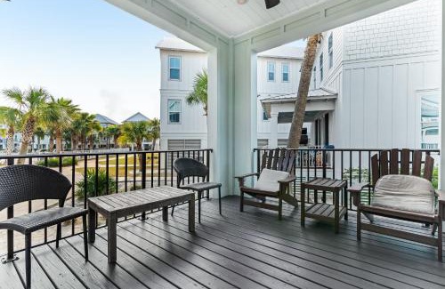 Orange Beach House | Coastal Cottage