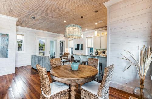 Orange Beach House | Coastal Cottage