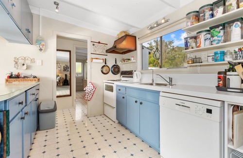 Waipu Cove House | Coastal Cove – Waipu Cove Holiday Home