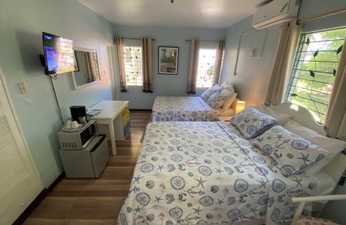 Montego Bay Bed & Breakfast | Coastal DeLuxe at The Blue Orchid B&B with Pool
