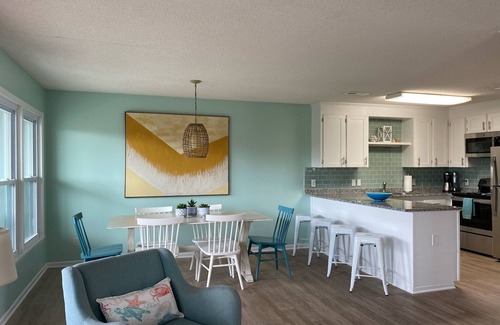 Holden Beach House | Coastal Distancing | Recently Updated | Under 5-min Walk to the Waves