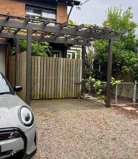 Iluka Apartment | Coastal Drift - One - Small Dog Friendly