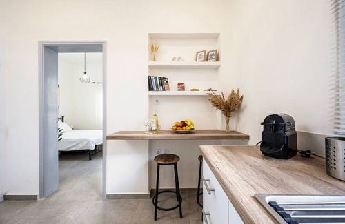 Kos Apartment | Coastal Elegance Suite 1Min to the Beach