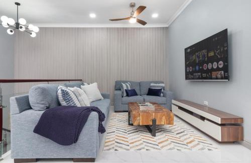 Tower Isle House | Coastal Escape in Riviera Tower Isle Beach Neaby