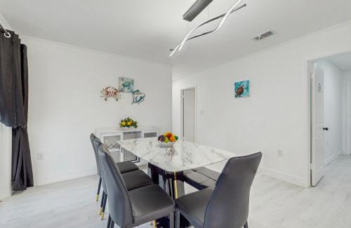 Fort Walton Beach House | Coastal Escape