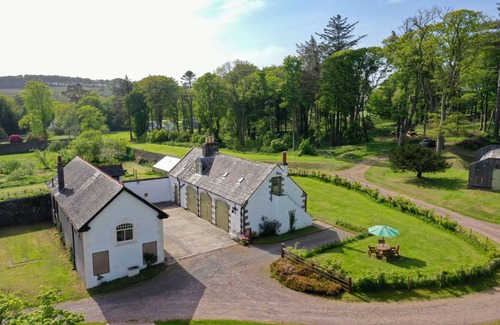 Stranraer Cottage | Coastal Estate Cottage/Log Burner/Beautiful Coastal Paths & Woodland Walks