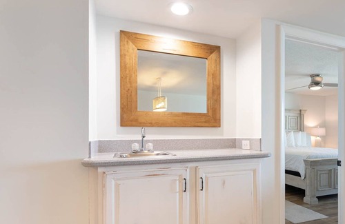 Orange Beach East Condo | Coastal Gem! Weekly Specials! Wind Drift 410S