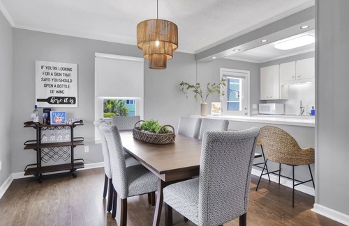 South End House | Coastal Getaway: Pet-Friendly, Steps to the Beach