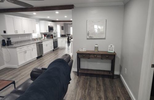 Morehead City House | Coastal Getaway