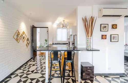 Nerul Apartment | Coastal Grandeur by Da Alohas