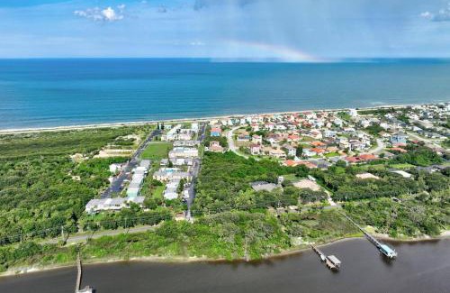 Ormond Beach House | Coastal Haven Condo - Ormond Beach - Beach Access - Pool
