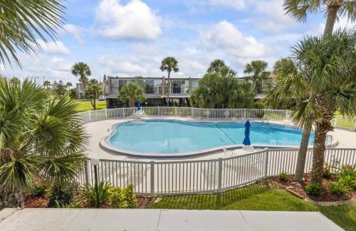 Ormond Beach House | Coastal Haven Condo - Ormond Beach - Beach Access - Pool