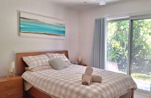 Kingscliff House | Coastal Home just 300m from the Beach!