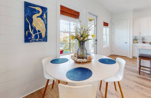 Gulf Shores House | Coastal home with 3 balconies, pool, hot tub, & W/D - near park & kayak launch