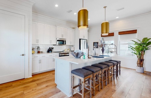 Gulf Shores House | Coastal home with 3 balconies, pool, hot tub, & W/D - near park & kayak launch