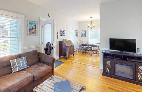 Hall Quarry House | Coastal Joy