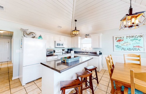 Fort Morgan House | Coastal Living Cottage on Mobile Bay with Private Beach Access