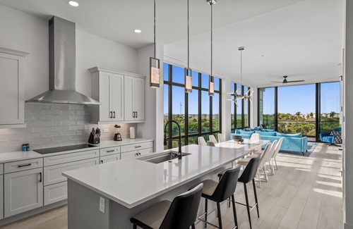 Melbourne Beach Condo | Coastal Luxury Condo with Ocean/River Views