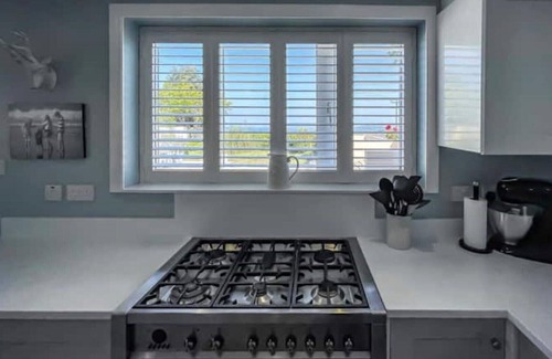 Llandudno House | Coastal mill, panoramic stunning sea views, woodland walks and more!
