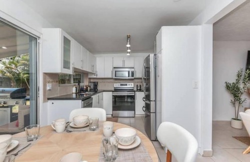 Playland Estates House | Coastal Oasis Home- Pool/Sleeps12/5min to HardRock