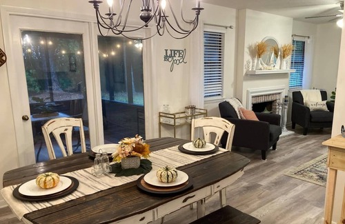 Country Club Estates House | Coastal Palms Retreat ~ Relax & Unwind in Comfort!