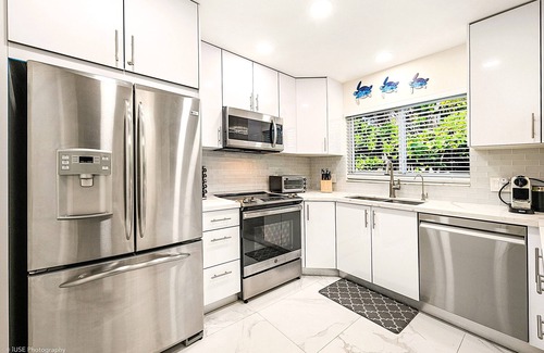 South Lake House | Coastal Paradise/7 Minutes from Beach/Mini Golf Course