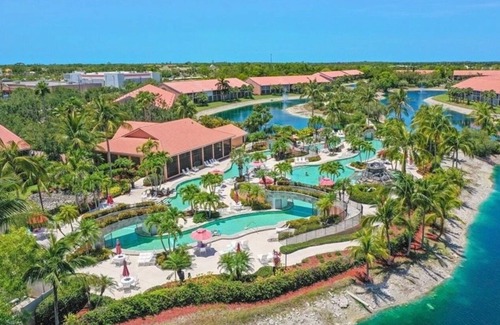 Naples Condo | Coastal Paradise: Luxurious Escape at Falling Waters Beach Resort
