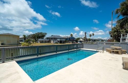 City-by-the Sea House | Coastal Paradise