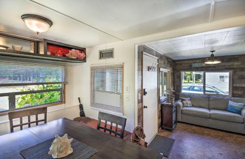 Grayland House | Coastal PNW Gem with Hot Tub - Walk to Beach!
