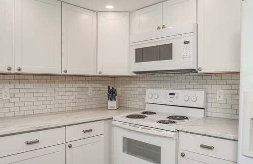 Palm Harbor House | Coastal Pool Home minutes to the Beach