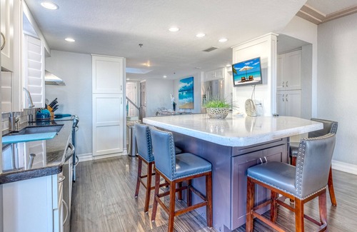 Independence Square House | COASTAL RETREAT! Perfect Beach Location! Walk to Restaurants & More!